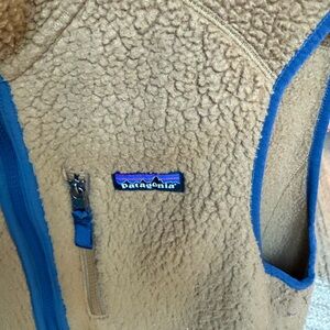 Patagonia Tan Fleece Vest with Blue Accents